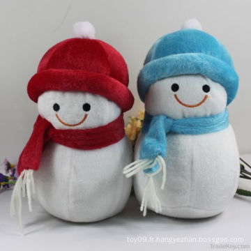 Jouet de bonhomme de neige en peluche